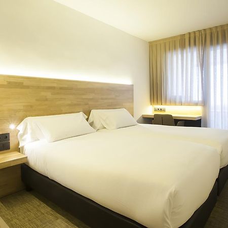 Hotel A パンプローナ エクステリア 写真