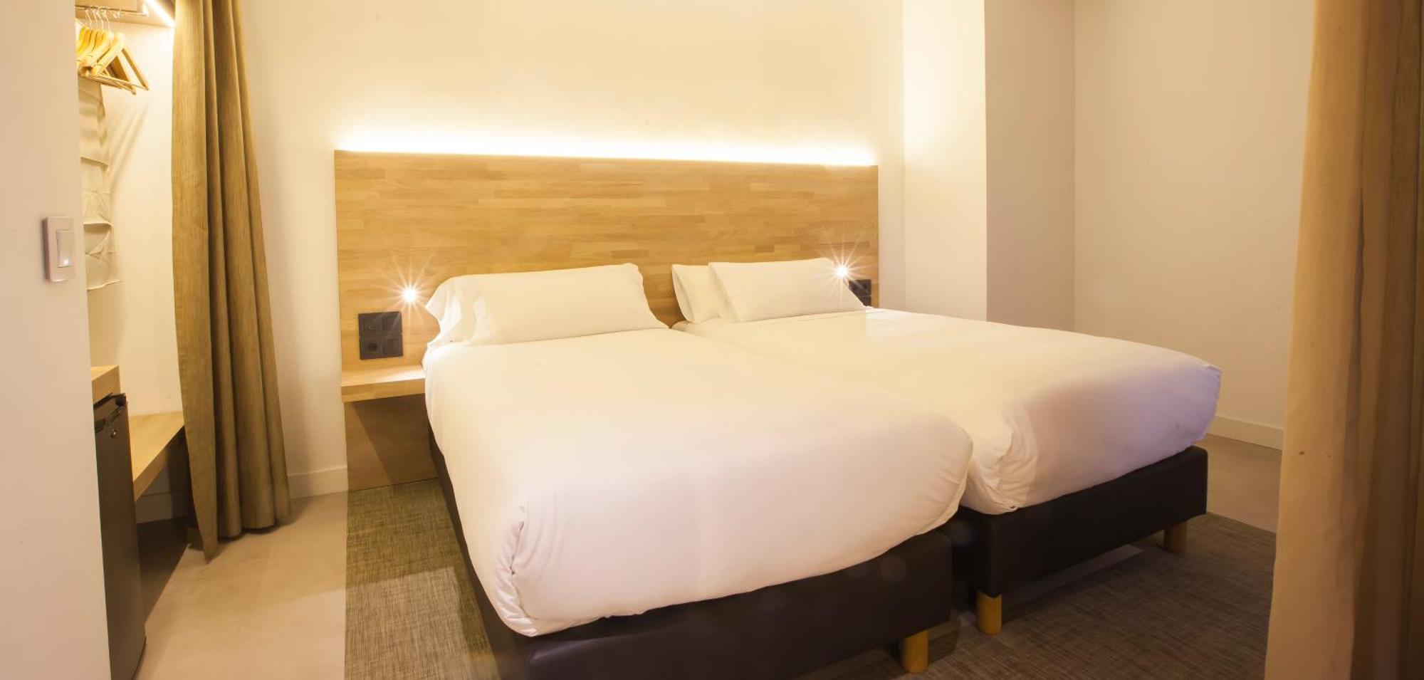 Hotel A パンプローナ 部屋 写真