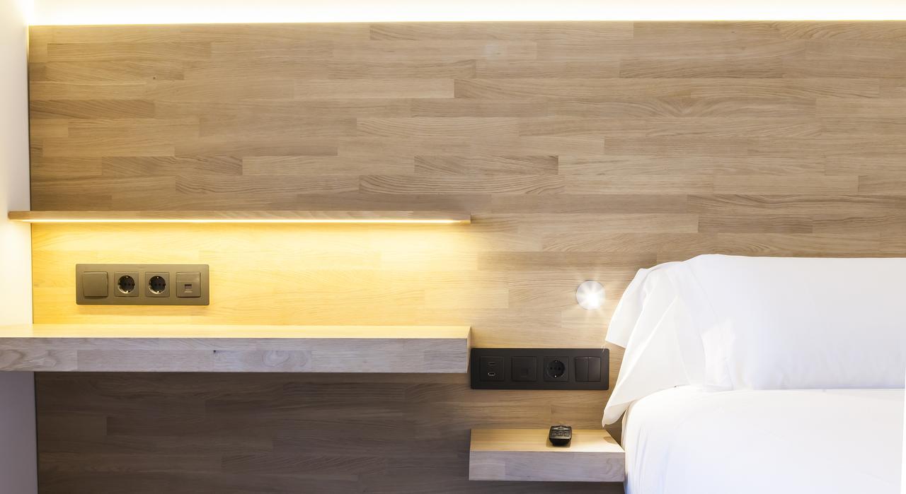 Hotel A パンプローナ エクステリア 写真