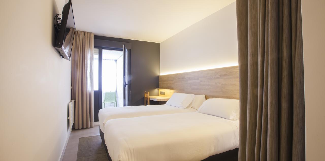 Hotel A パンプローナ エクステリア 写真