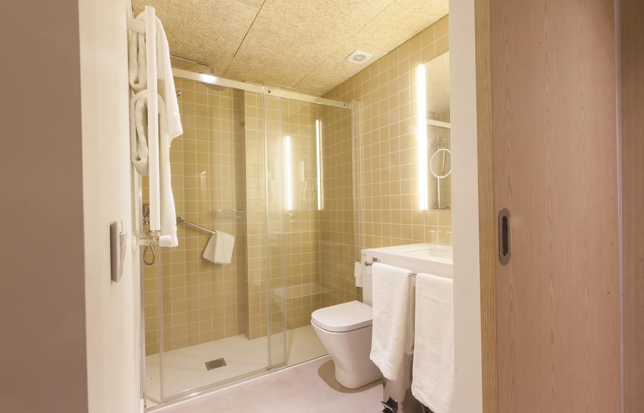 Hotel A パンプローナ エクステリア 写真