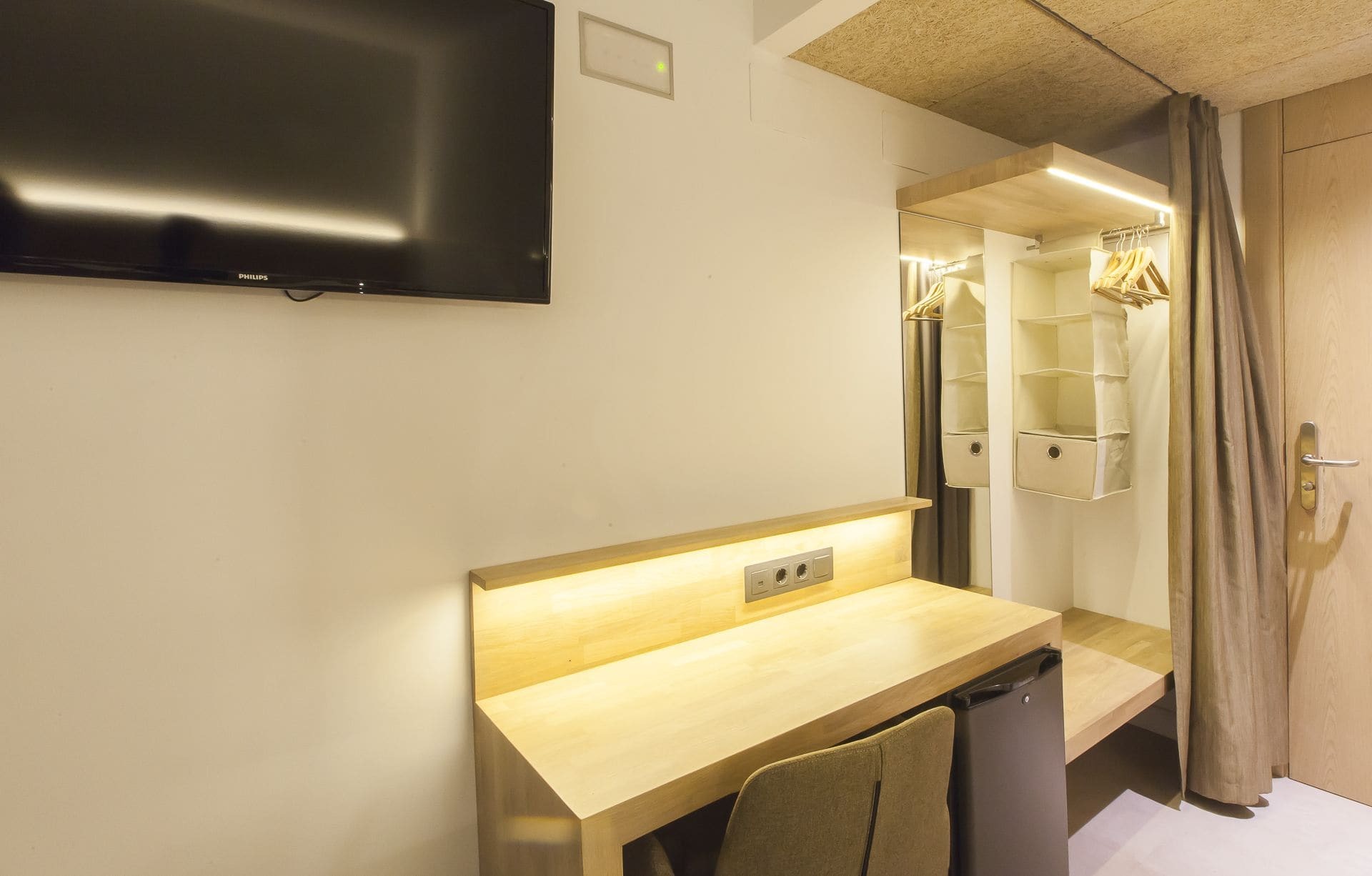 Hotel A パンプローナ エクステリア 写真