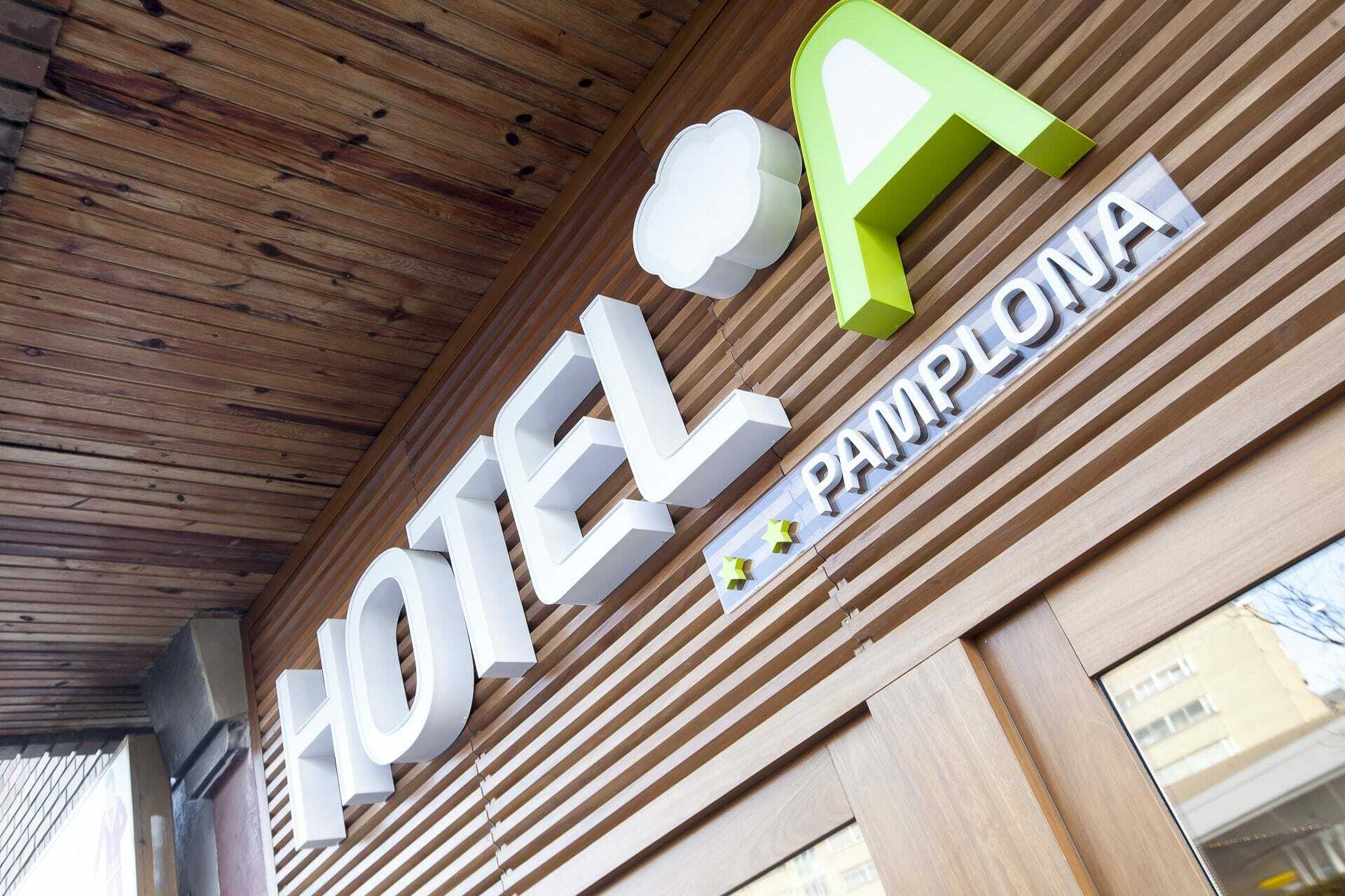 Hotel A パンプローナ エクステリア 写真